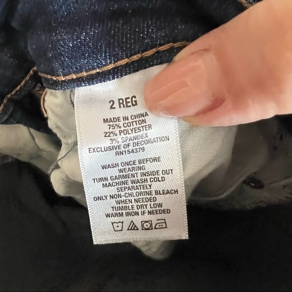 Aero High Rise Dark Wash Distressed Skinny Denim Jeans - Picture 7 of 7